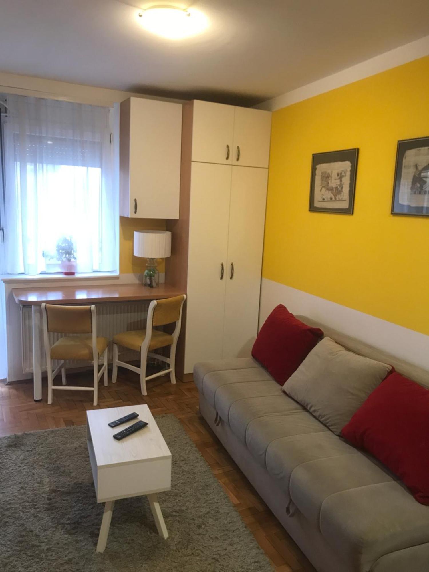 Tina Sajam Studio Novi Sad Bagian luar foto